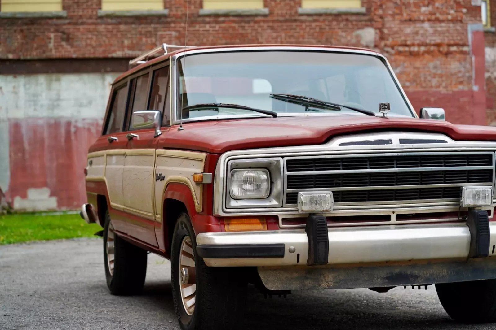 1987 Jeep Grand Wagoneer - photo 6