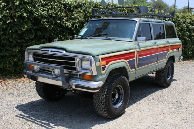 1987 Jeep Grand Wagoneer 5.9L V8- Tommy 1987 Jeep Wagoneer