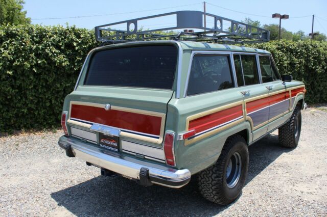 1987 Jeep Wagoneer - photo 4