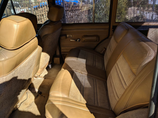 1987 Jeep Wagoneer - photo 6