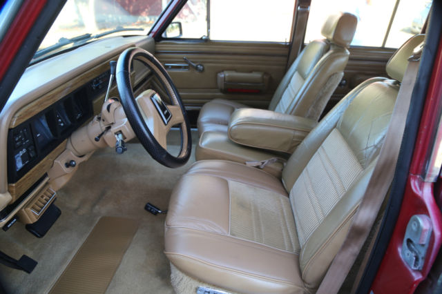 1987 Jeep Wagoneer - photo 13