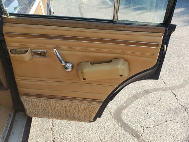 1987 Jeep Wagoneer - photo 13