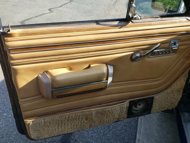 1987 Jeep Wagoneer - photo 6