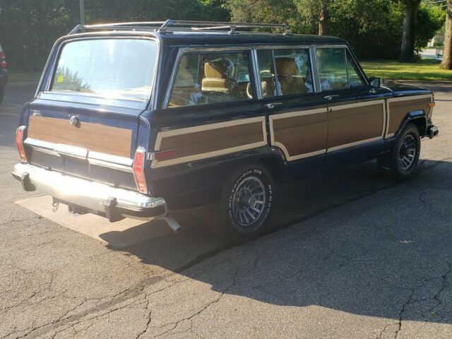 1987 Jeep Wagoneer - photo 8