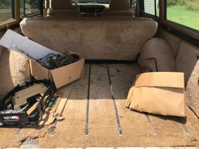 1987 Jeep Wagoneer Grand Wagoneer - photo 11