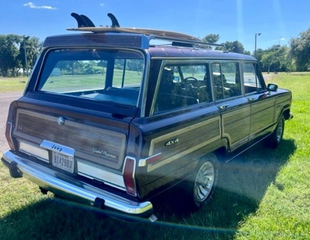 1987 Jeep Wagoneer - photo 6