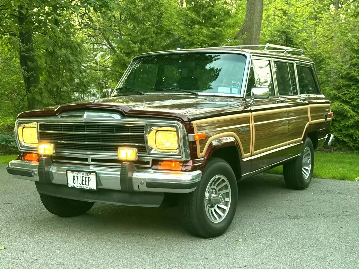1987 Jeep Grand Wagoneer