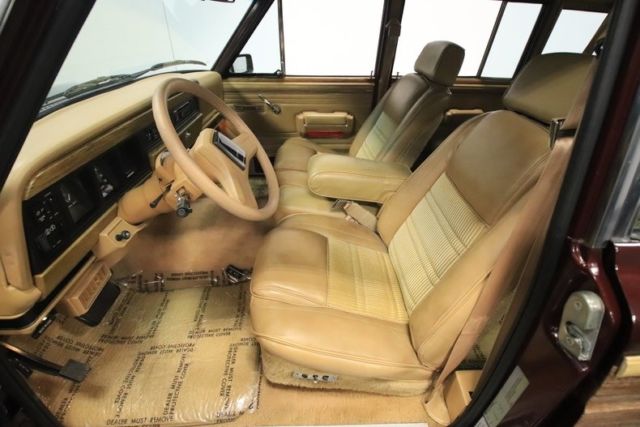 1987 Jeep Wagoneer -- - photo 5
