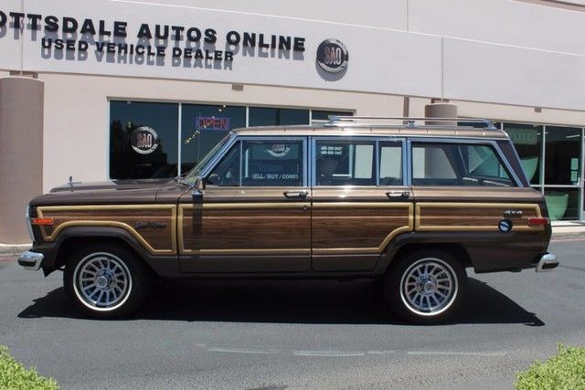 1987 Jeep Wagoneer Limited 4X4 - photo 3