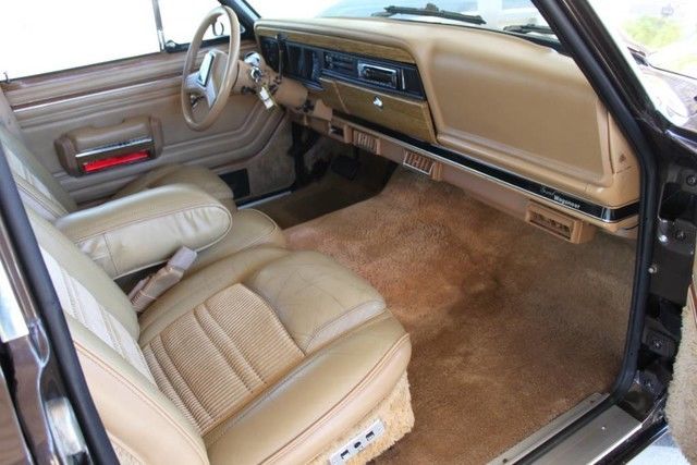1987 Jeep Wagoneer Limited 4X4 - photo 8