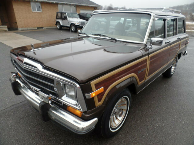 1987 Jeep Wagoneer 4x4 - photo 11