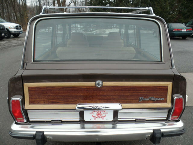 1987 Jeep Wagoneer 4x4 - photo 6