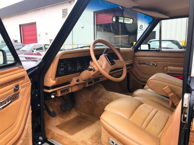 1987 Jeep Wagoneer Grand Wagoneer - photo 9