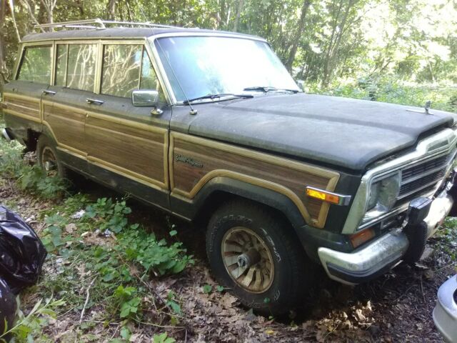 1987 Jeep Wagoneer Woody with a Sunroof - photo 7