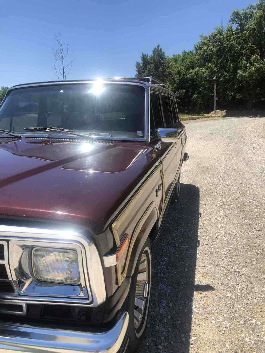1987 Jeep Grand Wagoneer - photo 8