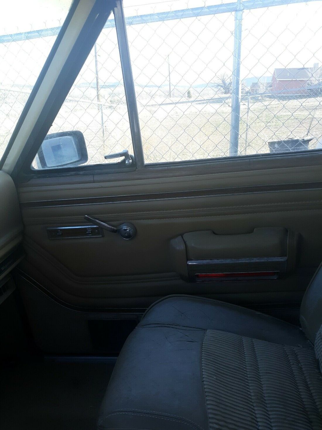1987 Jeep Grand Wagoneer - photo 8