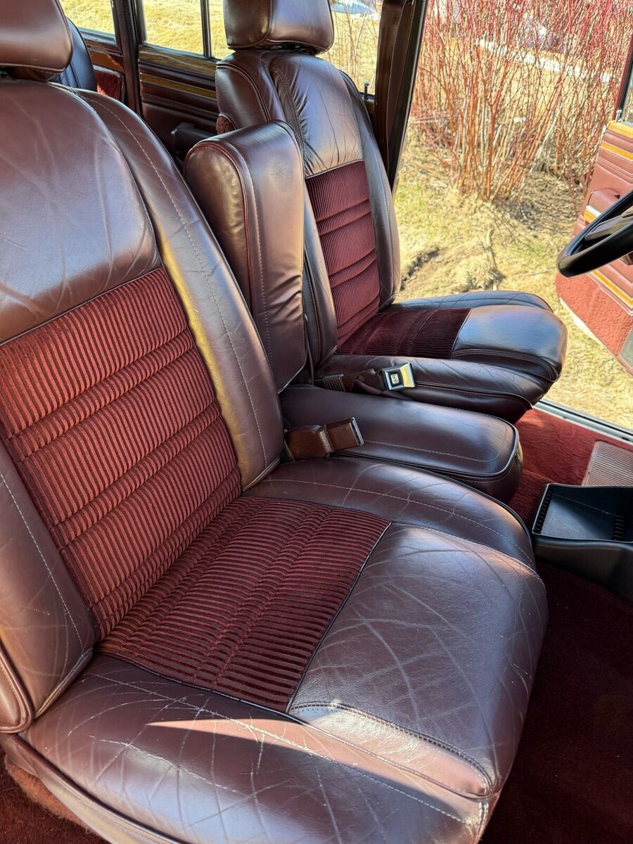 1987 Jeep Wagoneer - photo 12