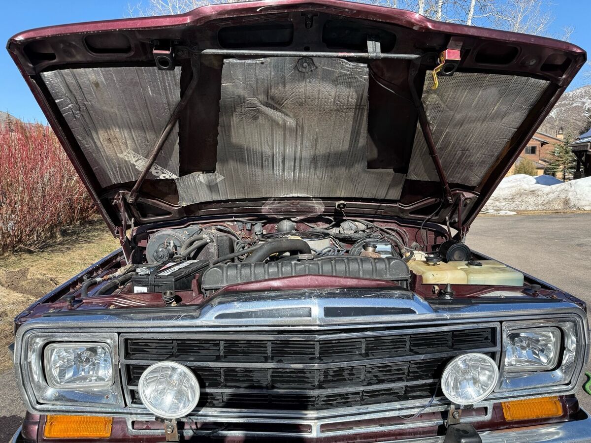 1987 Jeep Wagoneer - photo 2