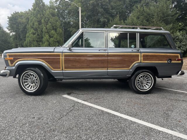 1987 Jeep Wagoneer - photo 8