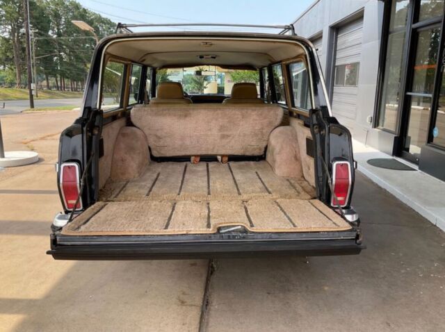 1987 Jeep Wagoneer - photo 11