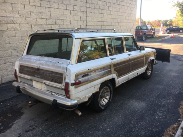 1987 Jeep Wagoneer - photo 6