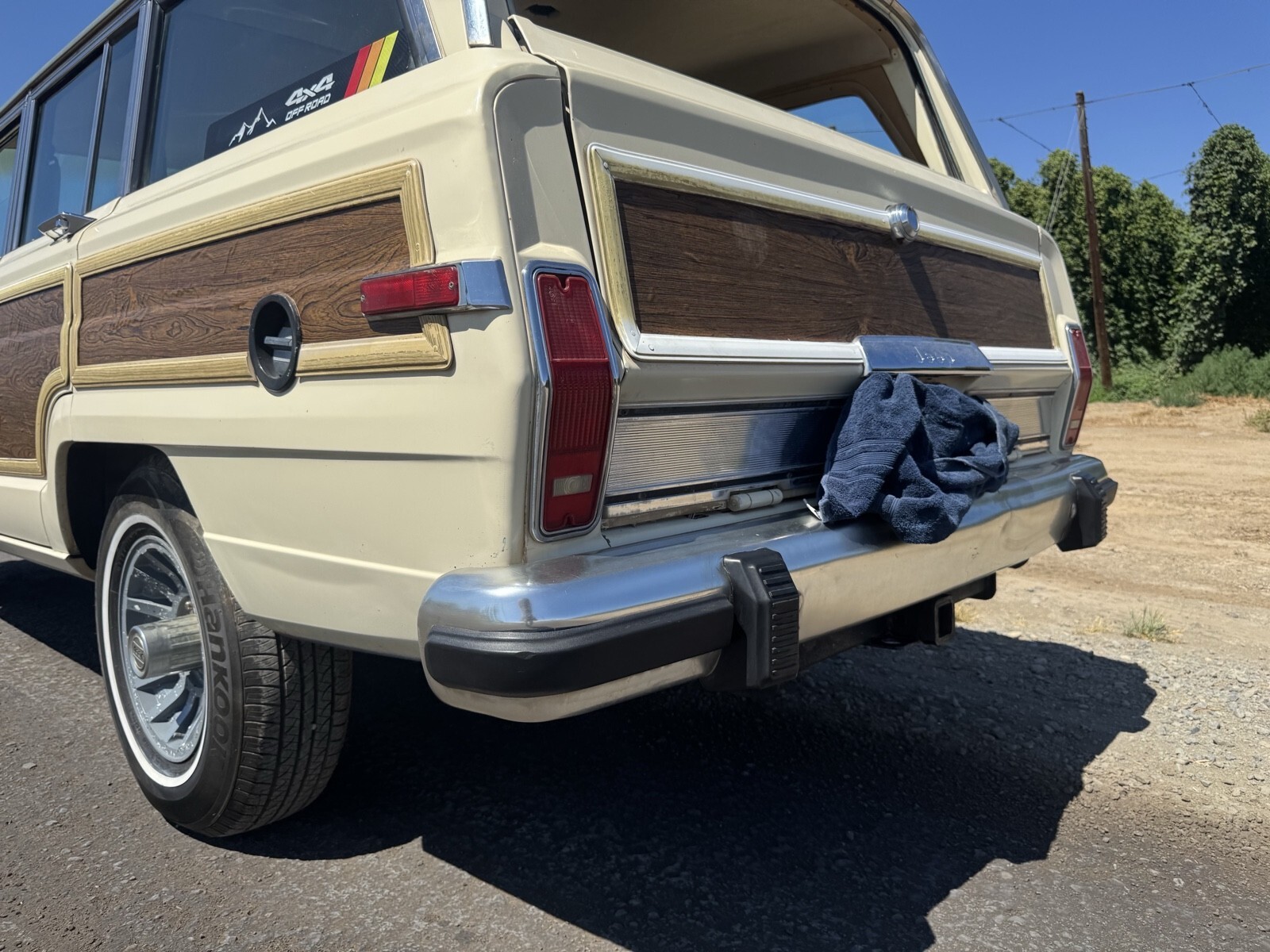 1987 Jeep Wagoneer - photo 3