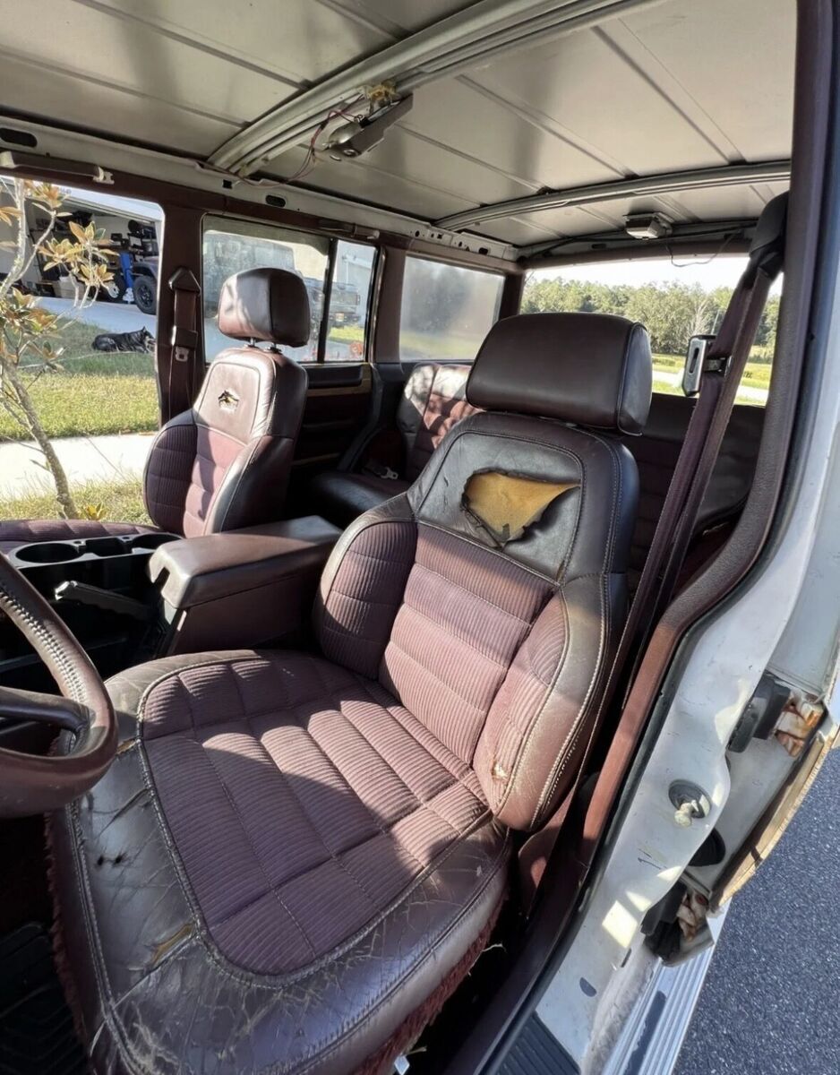 1987 Jeep Wagoneer LIMITED - photo 4