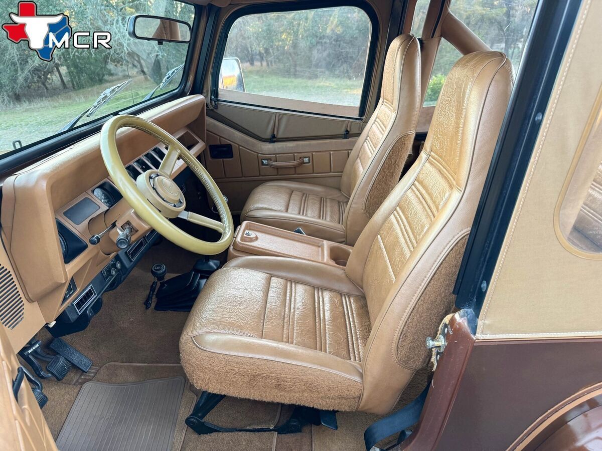 1987 Jeep Wrangler - 4x4 - Laredo - 1 Owner YJ - Original - photo 10