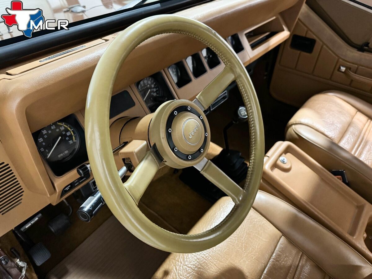 1987 Jeep Wrangler - 4x4 - Laredo - 1 Owner YJ - Original - photo 12