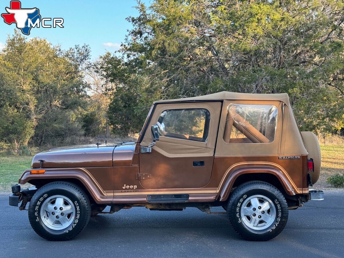 1987 Jeep Wrangler - 4x4 - Laredo - 1 Owner YJ - Original - photo 4