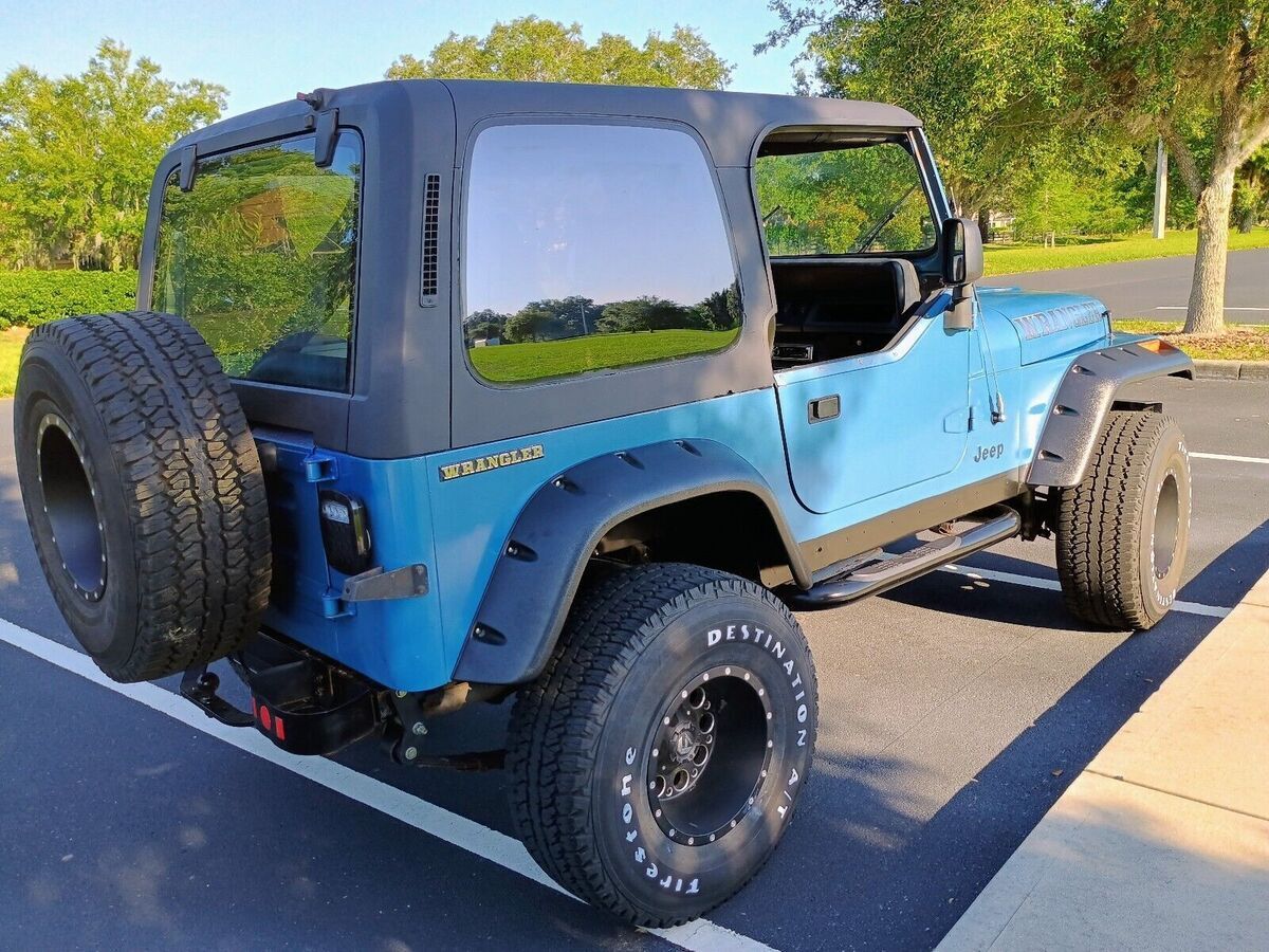 1987 Jeep Wrangler - photo 2