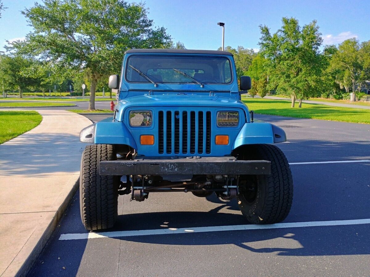 1987 Jeep Wrangler - photo 4