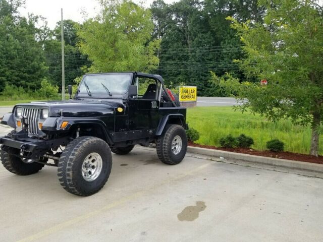 1987 Jeep Wrangler - photo 2