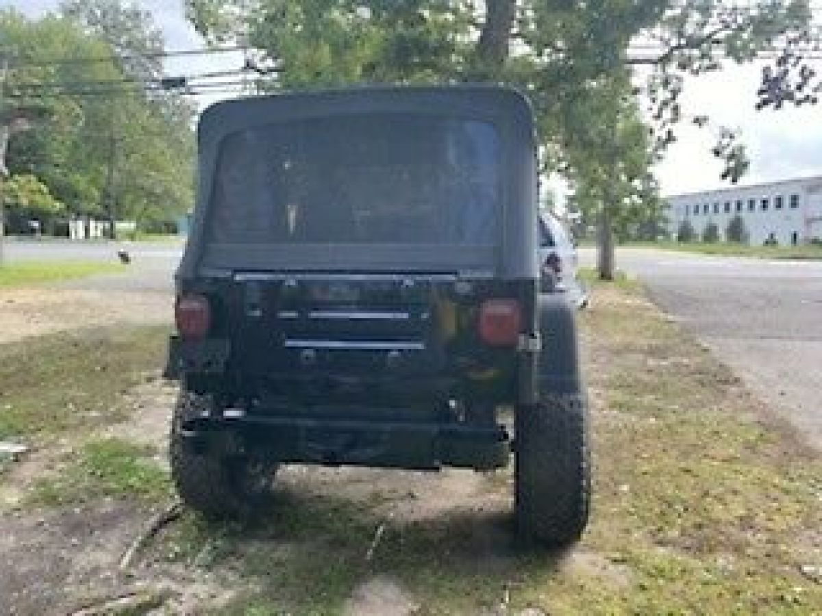 1987 Jeep Wrangler - photo 3