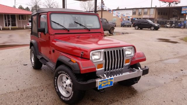 1987 Jeep Wrangler Laredo 2dr 4WD SUV - photo 2