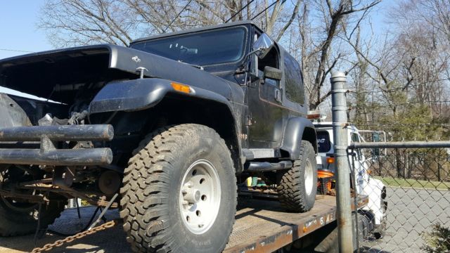 1987 Jeep Wrangler - photo 2