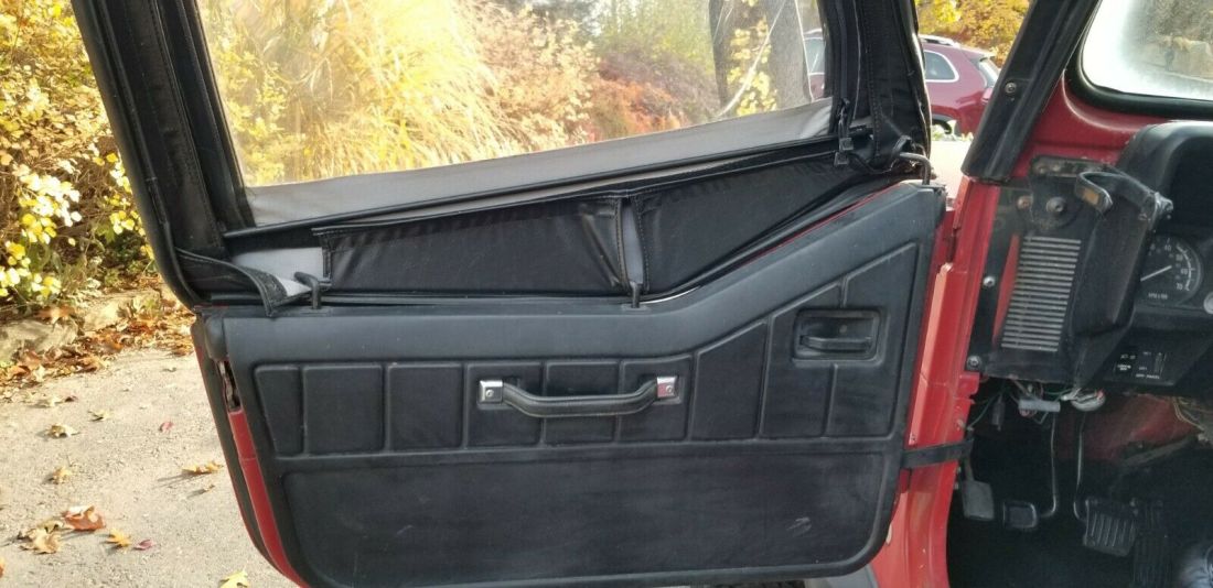 1987 Jeep Wrangler - photo 8