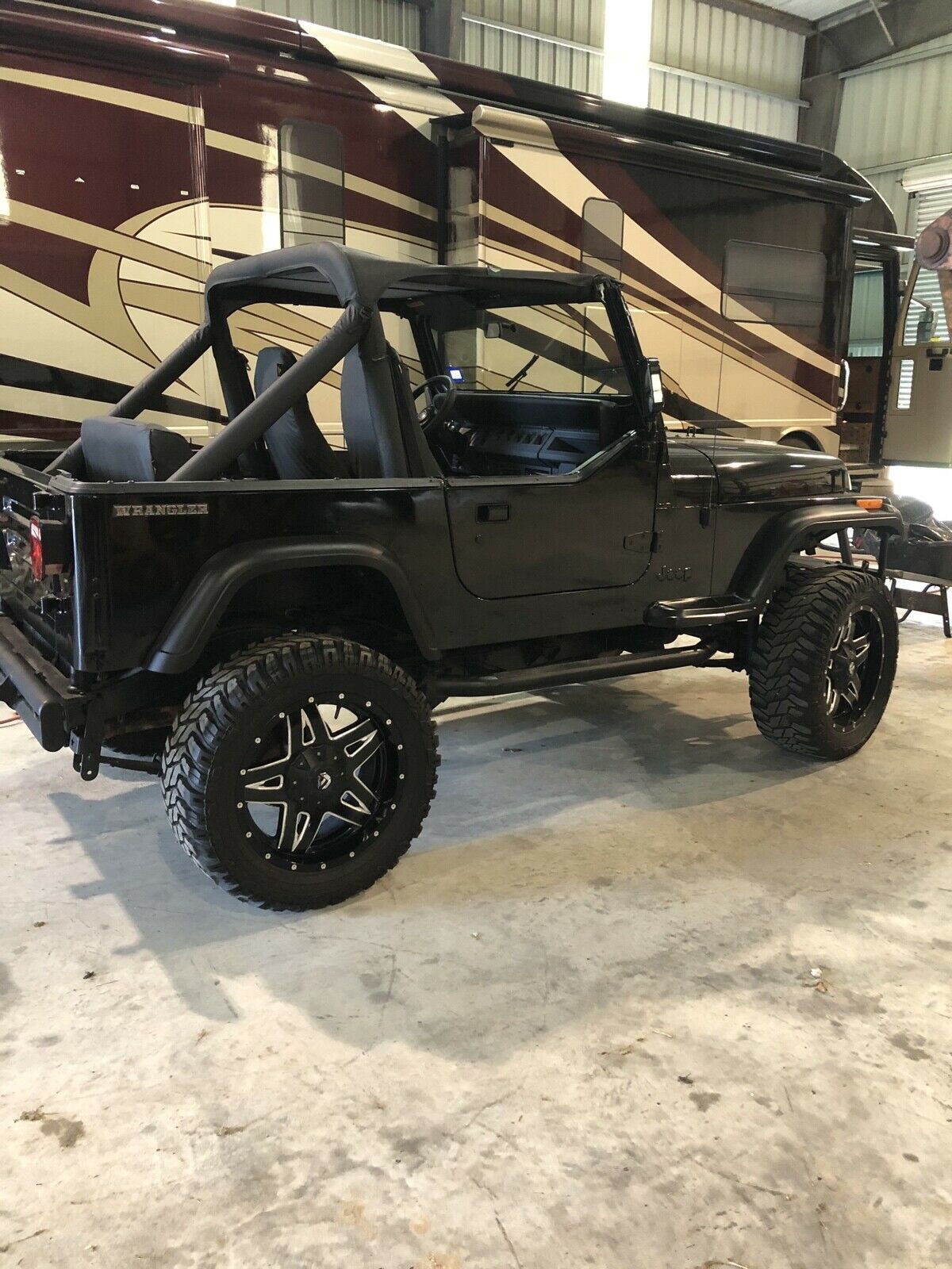 1987 Jeep Wrangler LAREDO - photo 3