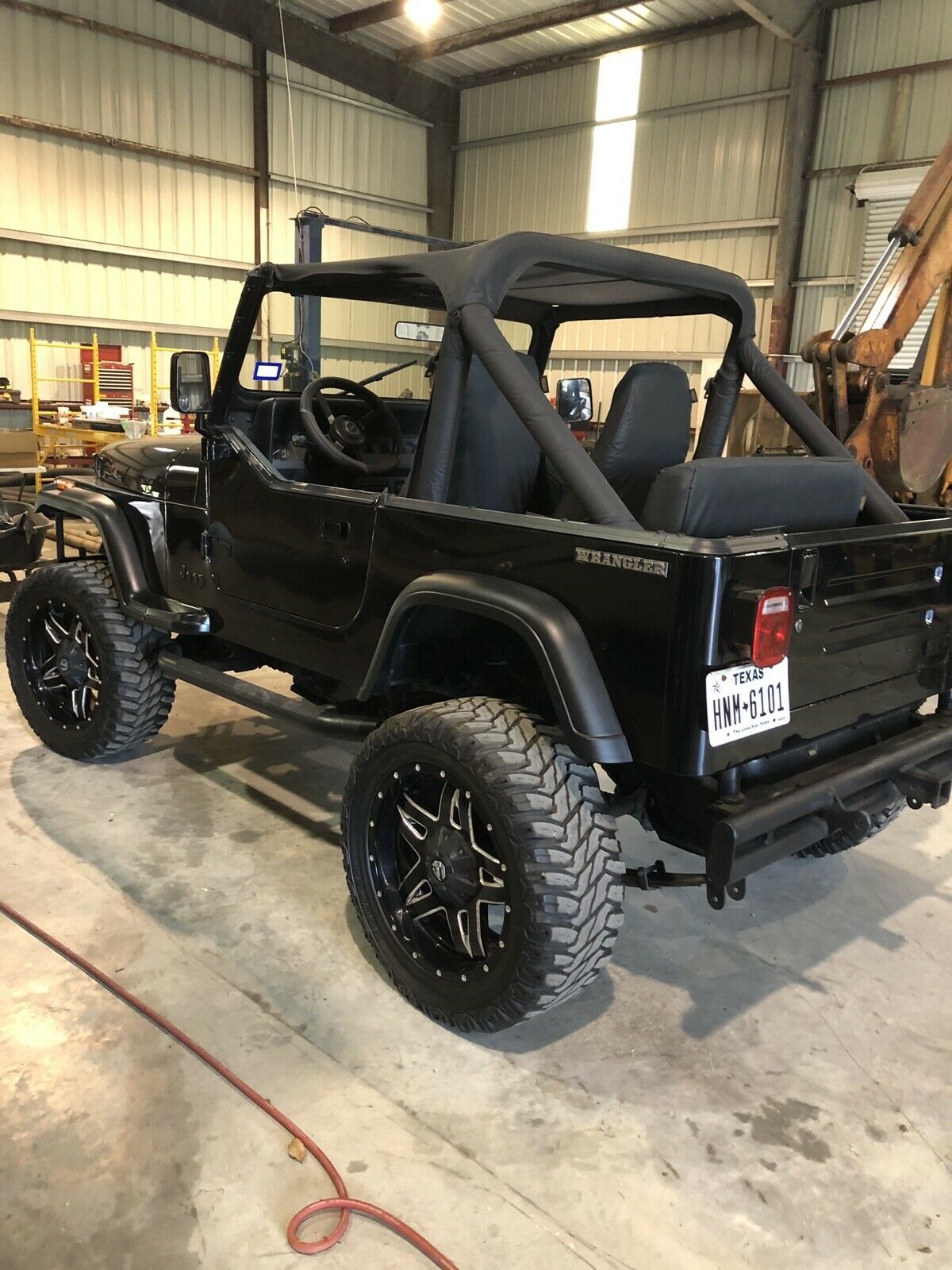 1987 Jeep Wrangler LAREDO - photo 4