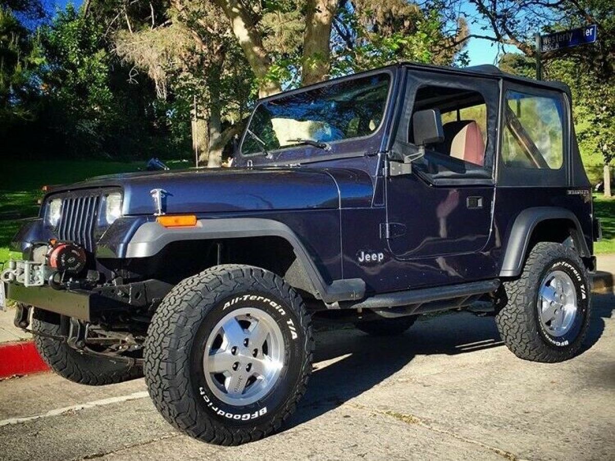 1987 Jeep Wrangler SPORT