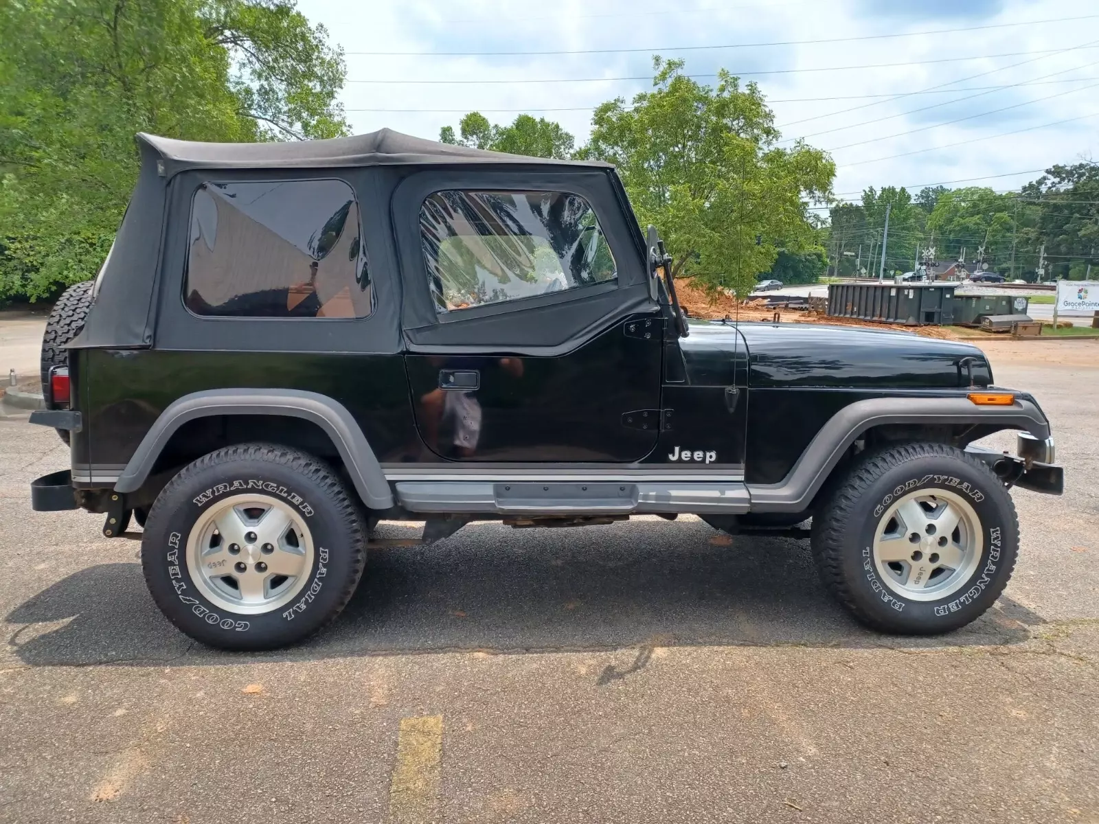 1987 Jeep Wrangler SPORT - photo 3