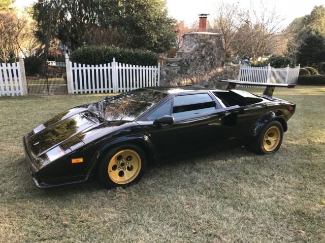 1987 Lamborghini Countach 5000 Quattrovalve 1987 Lamborghini Countach