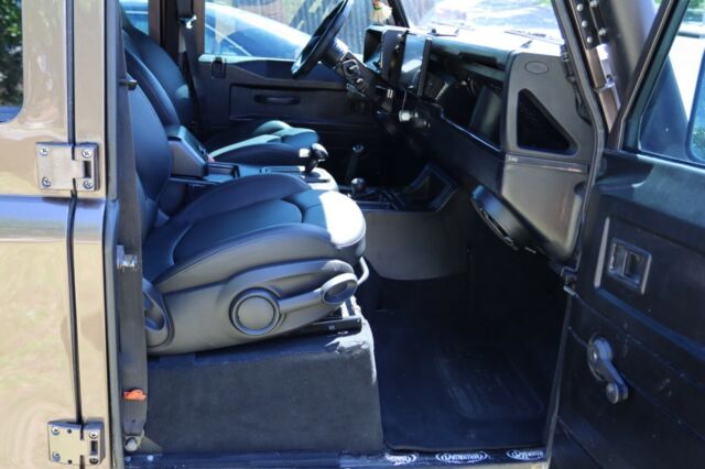 1987 Land Rover Defender 110 - photo 3