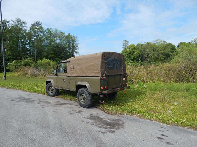1900 Land Rover Defender - photo 3