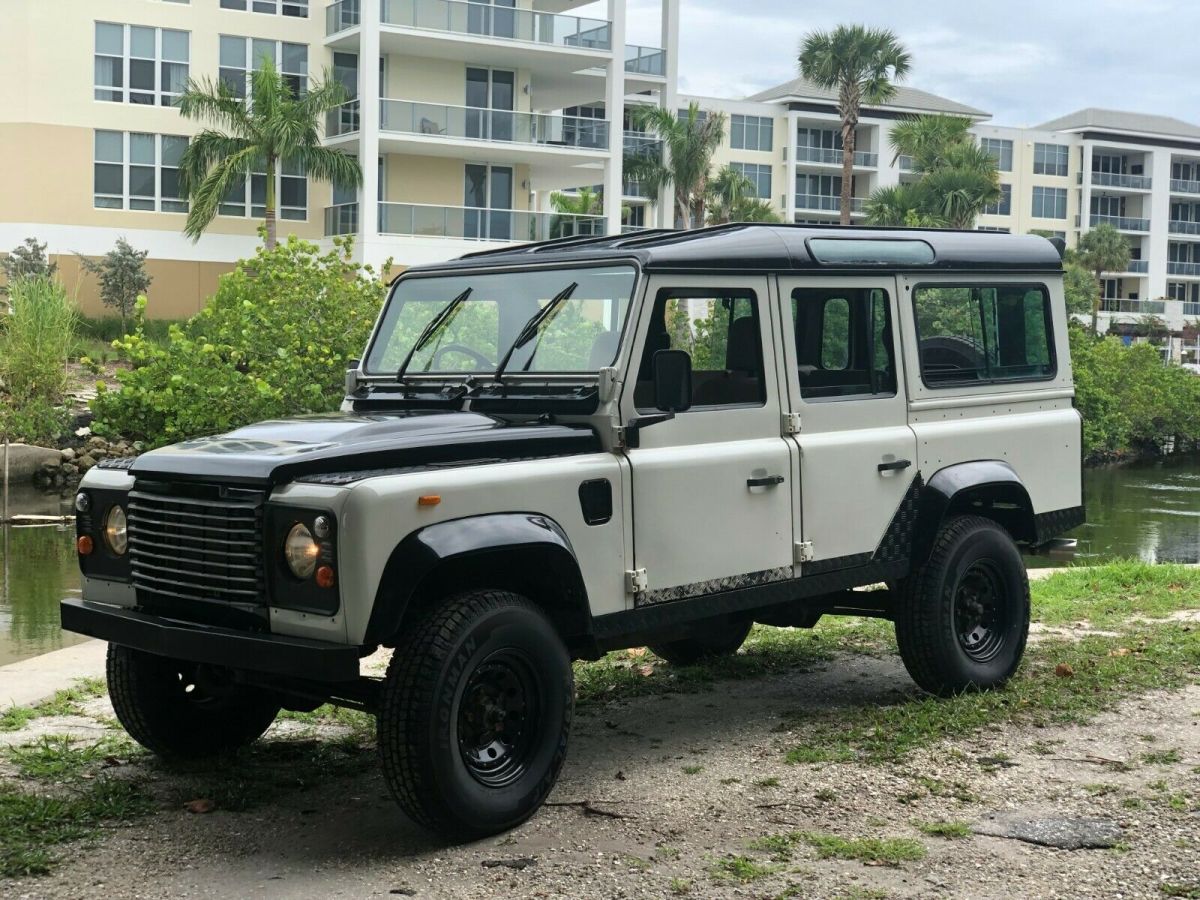 1987 Land Rover Defender - photo 2