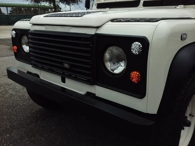 1987 Land Rover Defender 110 - photo 6