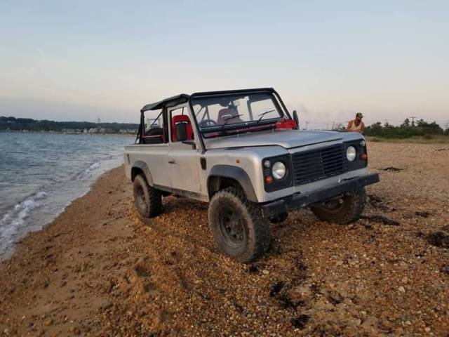1987 Land Rover Defender 300TDI Manual 4X4 I4 2.5L Turbocharger Diesel 1987 Land Rover Defender 300TDI