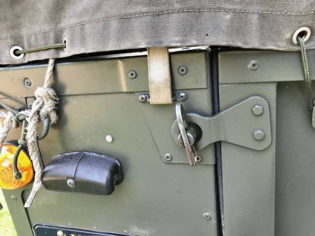 1987 Land Rover Defender - photo 11