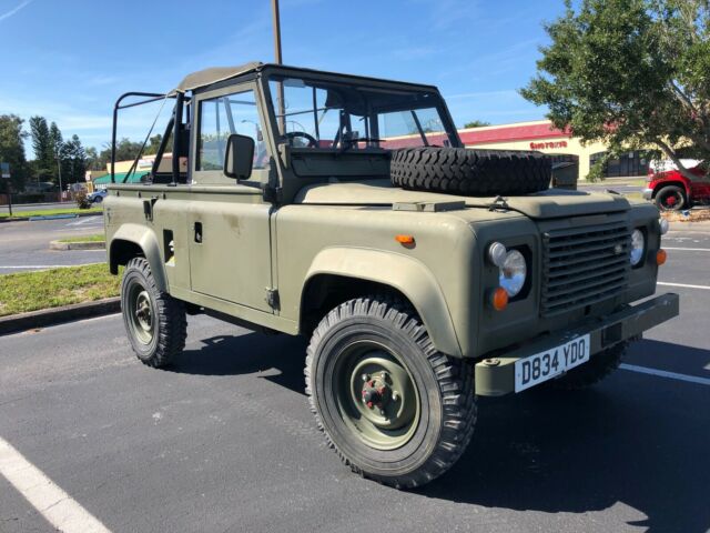 1987 LAND ROVER DEFENDER 90 RHD Military. 88k KM. US titled. Diesel 5 Speed 4x4 1980 Land Rover Defender