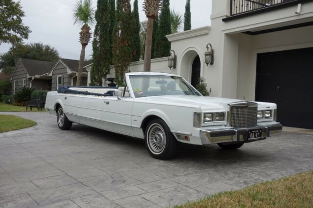 1987 Lincoln Town Car - photo 5